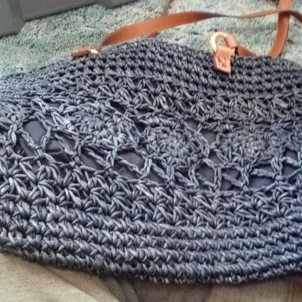 Crochet Black 🖤 purse.